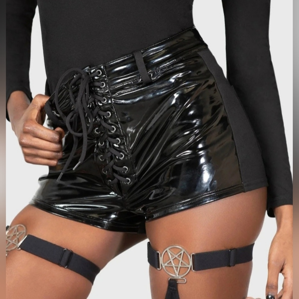 Killstar Exxanimate blk vinyl hot pants corset tie front sexy shorts XXL NWT - Picture 14 of 17